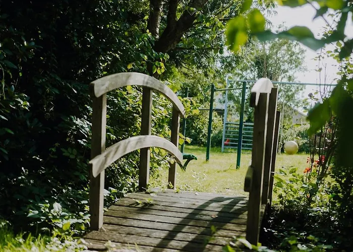 Friesenpark 10 *